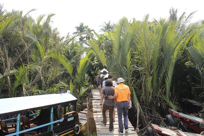 1-Day Mekong Delta Cai Rang Floating Market-Ancient House-Pancake - Sampan boat time, fruit, and tea: small breaks that matter