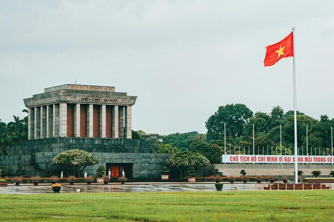 10 Day Tour in Vietnam from Ho Chi Minh to Hanoi - Days 4 and 5: Linh Ung Pagoda, Marble Mountains, Hoi An, then Ba Na Hills