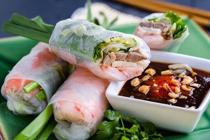 12 Tasting Street Food & Sightseeing By Scooter with Student - Thich Quang Duc Monument: one stop that hits harder