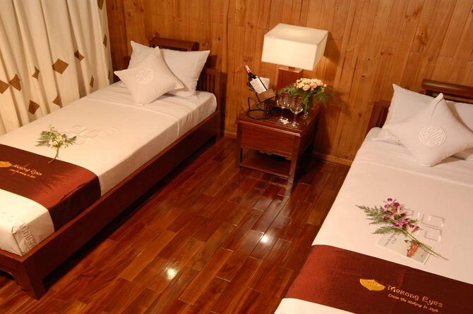 3-day Mekong Eyes Cruise Vietnam - Cambodia - Day 2: Cai Rang floating market, sampans, and noodle-making stops