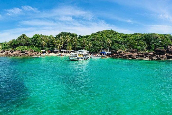 A private tour with Cable car & Boat trip to An Thoi islands - Hon Thom Island stop: beach time plus that cable car payoff