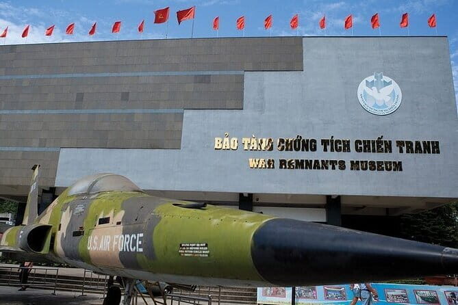 All in One Saigon Day Tour - Independence Palace: a one-hour look at a turning point