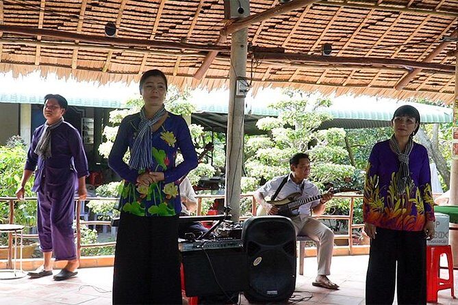 Authentic Mekong Delta Floating Market Full Day: Private or Group - Lunch With Southern Vietnamese Music (and Hands-On Learning)