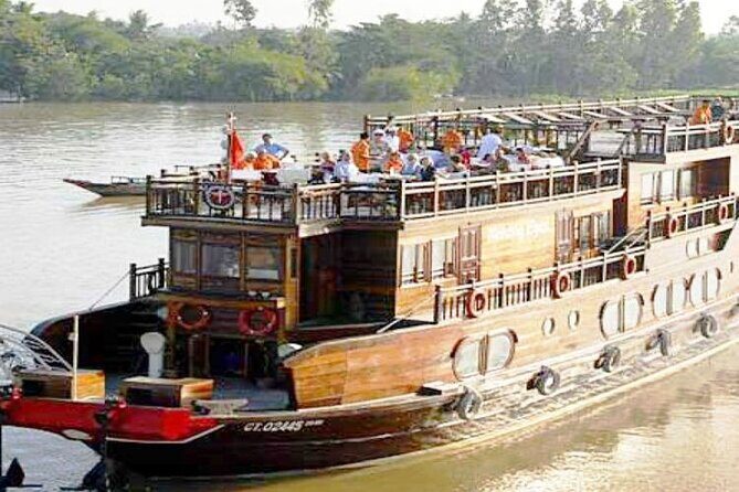 Bassac Mekong Delta Cruise 2Days - 1Night - Optional cycling and village stops: rural life beyond the markets