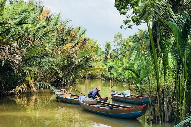 Ben Tre Mekong Zig Zag: Scooter, Sailboat, and Food (Full day) - Stop 3: Mekong lunch plus hammock rest (this is the reset button)