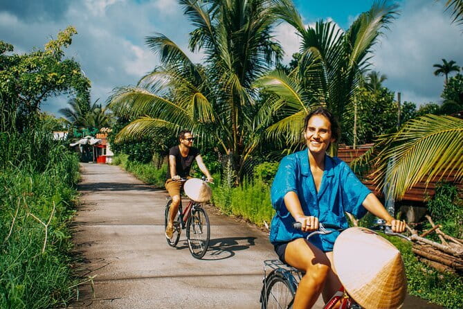 Biking and Cooking Class in Can Tho Rural - Vietnamese Cooking Class: Learning While You Eat
