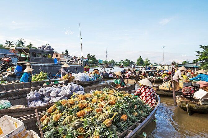 Cai Rang Floating Market - Mekong Delta 2 Days 1 Night - Vinh Trang Pagoda: a calm start before the river life gets loud