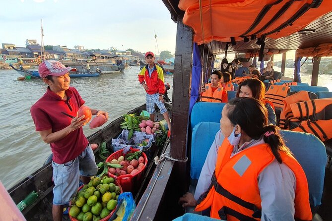 Cai Rang Floating Market - My Tho & Ben Tre - VIP Private Tour - Cai Rang floating market: the point is the boat, not the selfie