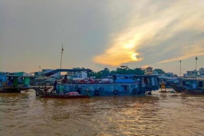 Cai Rang Floating Market Tour & Rural Cycling - Rice noodle factory and the rice-noodle pizza you should try
