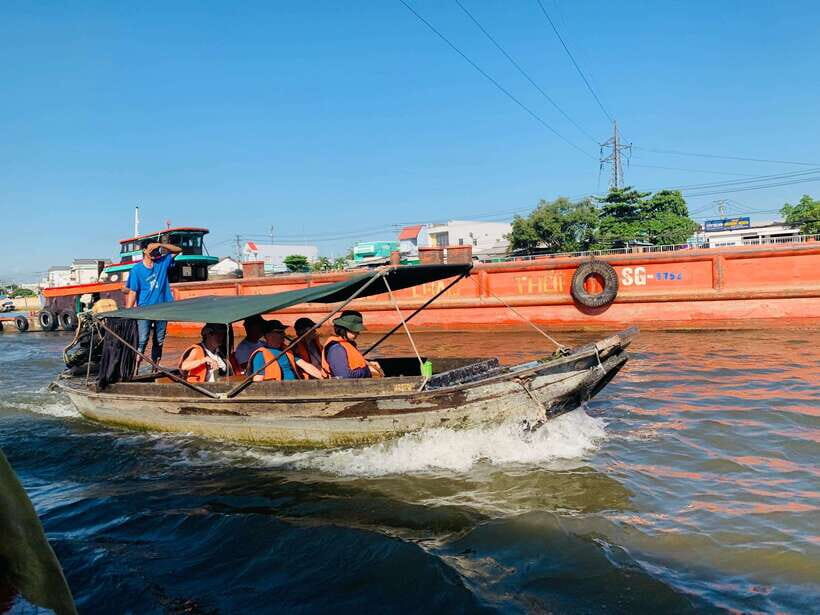 Can Tho: Cai Rang Floating Market and Canals - Rice Noodle Factory Visit: Watching the Craft and Trying Rice Noodle Pizza