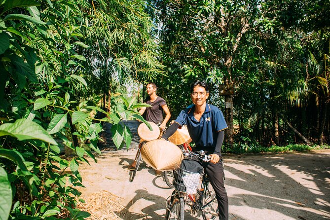 Can Tho: Cycling in Village-Fruit Garden-Experience Local Ferry - Getting to the start: Bến phà Xóm Chài and easy pickup