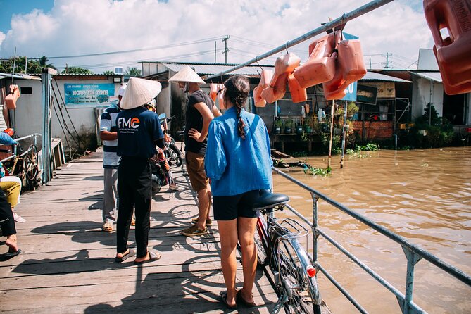 Can Tho: Cycling in Village-Fruit Garden-Experience Local Ferry - Dragon fruit farm stop in Mỹ Khánh: taste first, then learn