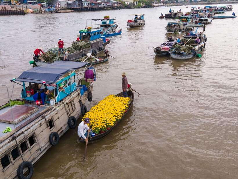 Can Tho: Explore Mekong, Floating Market, Cacao & Local Life - 5:00 AM at Chợ Cổ Bến Phà: the real reason this tour works