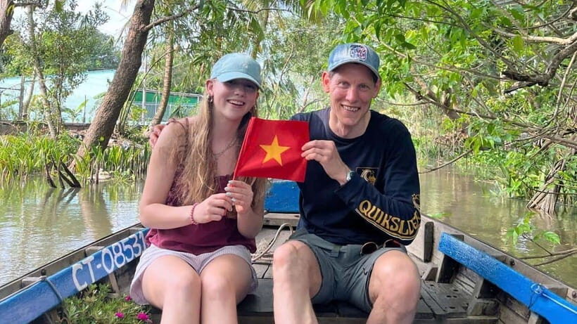 Can Tho: Floating Market explore local life, Mekong farm - Why the 5:30 AM pickup actually improves your trip