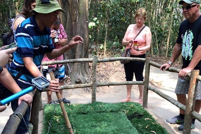 Cu Chi Small Group Half Day Tour - Entering the Cu Chi Tunnels: The Main Event