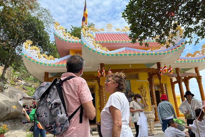 Cu Chi Tunnel & Cao Dai Temple One Day Private Tour - Why this combo works: war stories plus a living religion