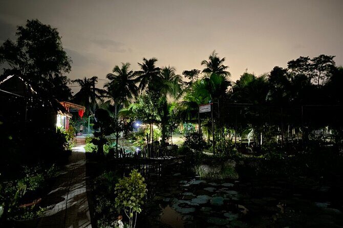 Cu chi Tunnel & Mekong Delta Full Day BBQ Lunch Lux Group 10 pax - Price and Value: What $139 Includes