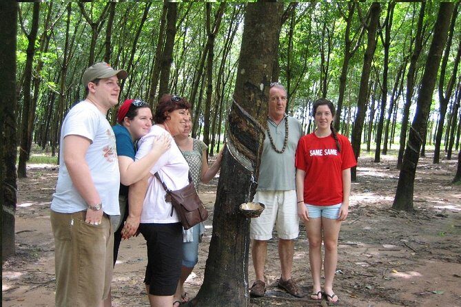 Cu Chi Tunnels and Ho Chi Minh City private tour full day - Cu Chi Tunnels: the war underground, explained with a guide