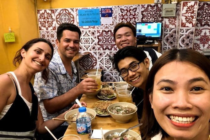 Cu Chi Tunnels Ben Duoc, Cao Dai Temple & Black Virgin Mountain - Comfort tips that make this day easier