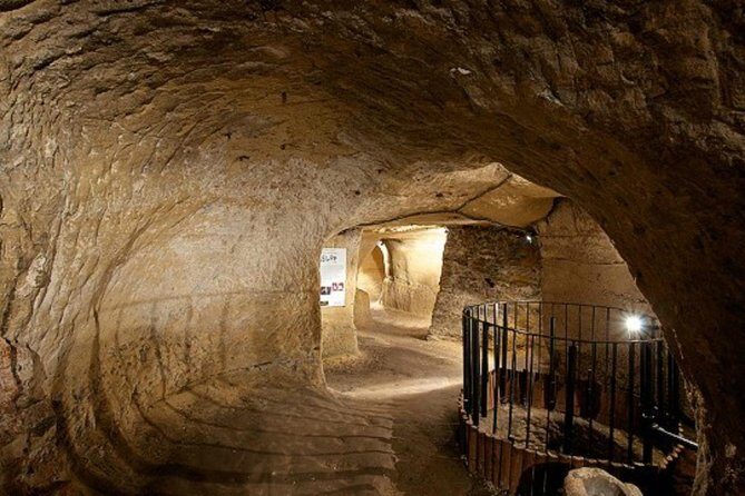 Cu Chi Underground Tunnels Half-day Tour - Guide quality and pacing: why the day can swing