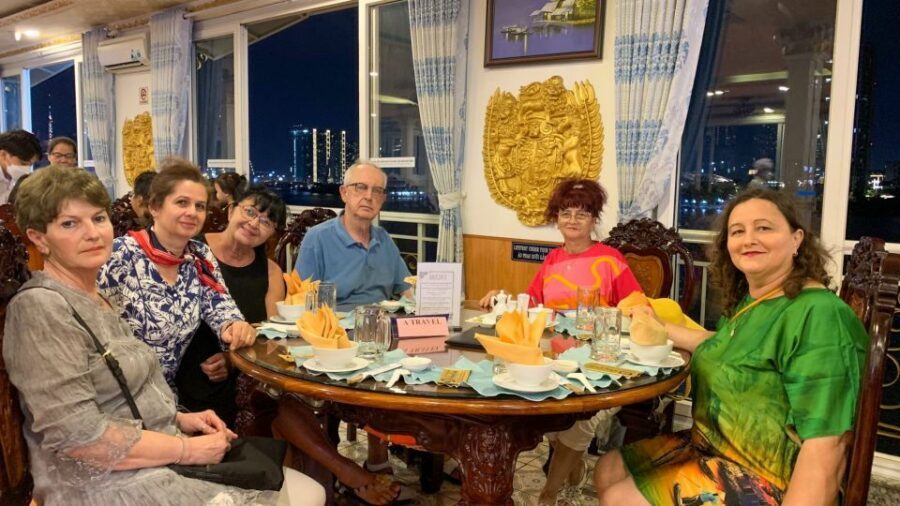 Deluxe Dining Cruise by DeluxeGroupTours - Not for Everyone: Mobility and Beverage Expectations