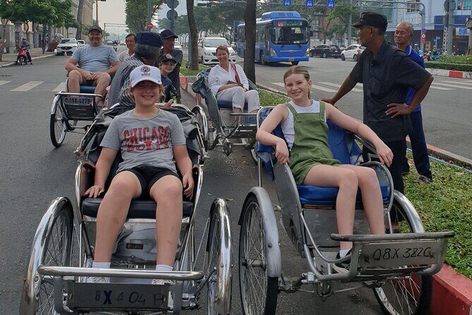 Discover Market By Cyclo Without Tour Guide By DGT - Starting point and getting picked up smoothly