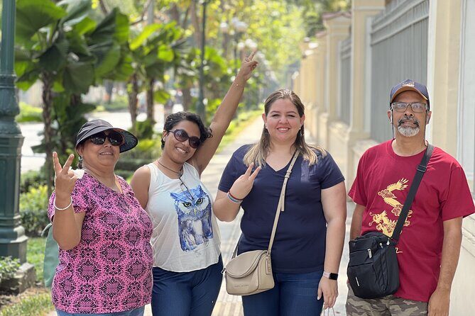 Discover Saigon Main Sights by Walking - Stop 5: Saigon Book Street and a Coffee Pause at the Finish