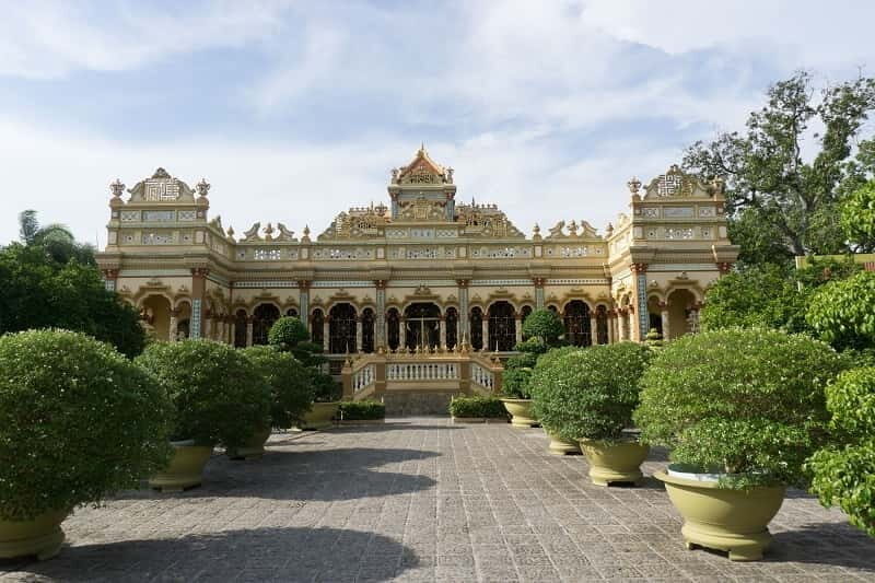 Essential Mekong Delta: Highlight Tour from Ho Chi Minh City - Coconut Candy Mill and the Small Canal Stretch: Sweet Stops with Purpose