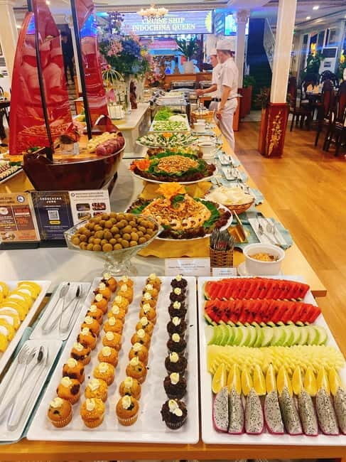 Experience Dinner On Luxury Cruise Along Saigon River - Saigon River Views: City Lights, Skyline Angles, and Photo Tips