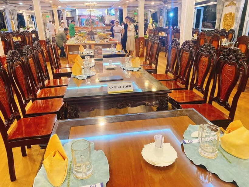 Experience Dinner On Luxury Cruise Along Saigon River - Why a Luxury Dinner Cruise Is Worth It in Saigon