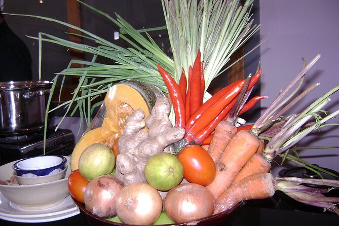Experience half-day cooking class with market visit - Ben Thanh Market walk: spices, produce, and what to look for
