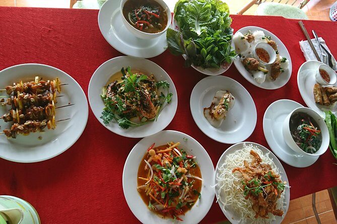 Explore Vietnamese Cuisine: Cooking Class from Ho Chi Minh City - Farm and harvest: Learning nutrition you can actually spot on plants