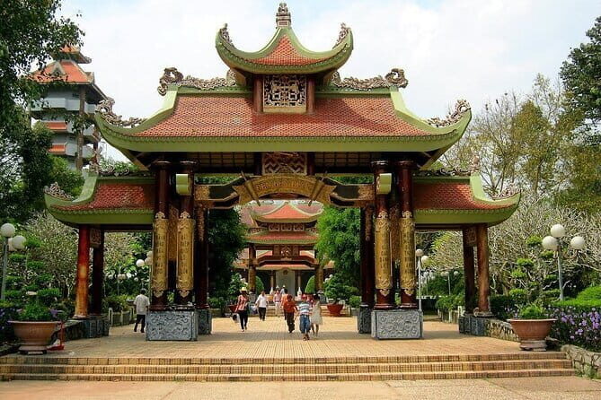 Exploring Ho Chi Minh City and Cu Chi Tunnels - Jeep comfort first: how the morning in Ho Chi Minh City sets the tone