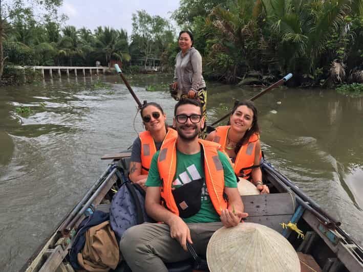 floating market boat trip everyday - Canal sightseeing: small nature moments that feel quietly special