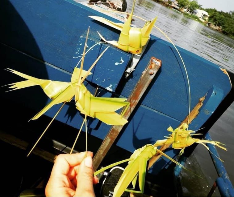 floating market boat trip everyday - Cocoa garden and the ancient chocolate tool: a small stop with big character