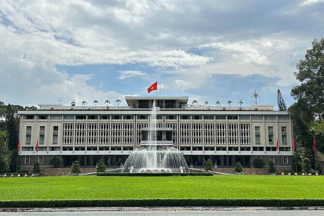 [Free E-sim] Half Day Guided Tour in Ho Chi Minh City - Free eSIM and Air-Con: The Practical Comforts That Matter