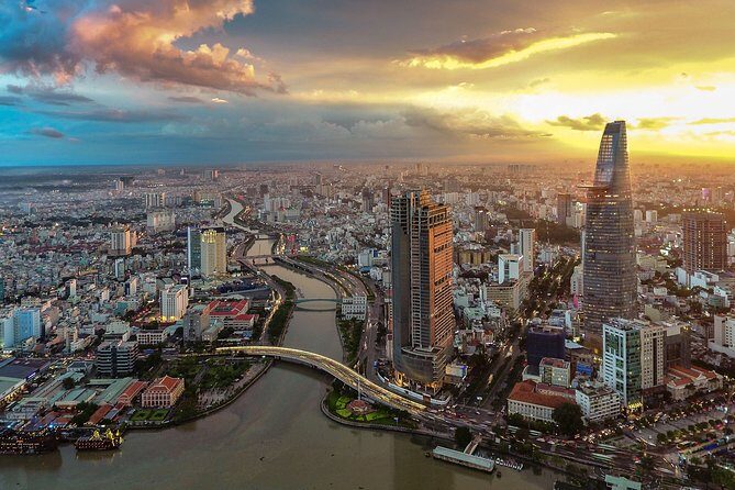 From HCM: Cu Chi Tunnels & Highlights City Full-Day Tour - Notre Dame Cathedral Area: French Colonial Photos with a Quick Payoff