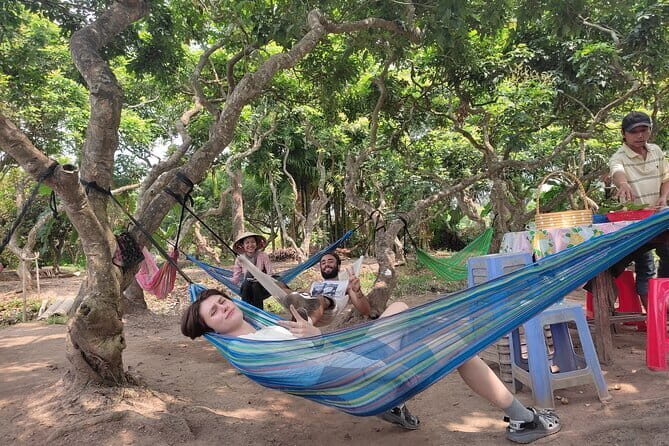 From Ho Chi Minh: 2D Mekong, Floating Market-authentic trip - Muoi Cuong cocoa farm: cacao milk, craft explanations, and real ingredients