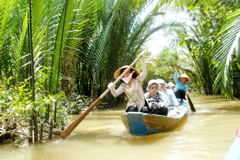 From Ho Chi Minh City: Mekong Delta VIP Tour by Limousine - Lunch and the Afternoon Break: Eating Well Without Losing the Day