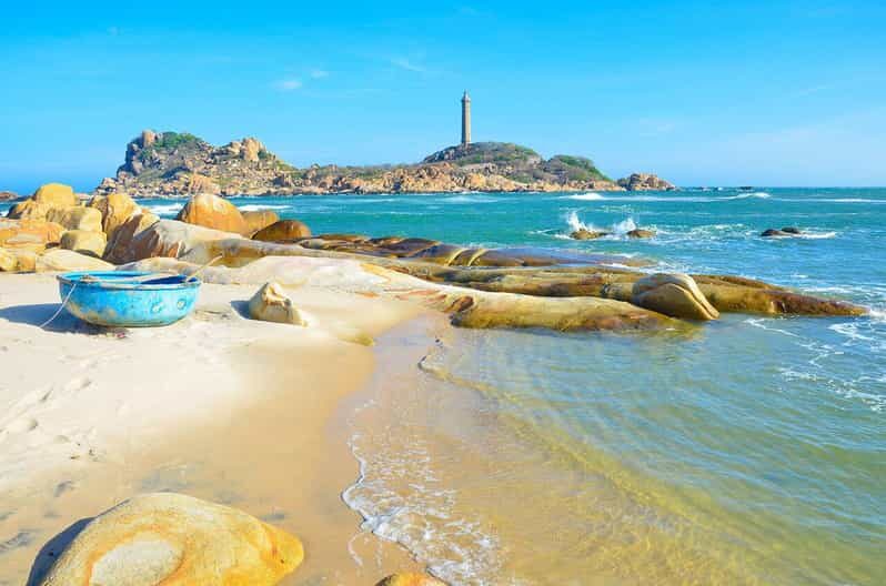 From Ho Chi Minh City: Relax In Mui Ne Beach In 1 Day - Red sand dunes: photo contrast, softer slopes, and timing your walk