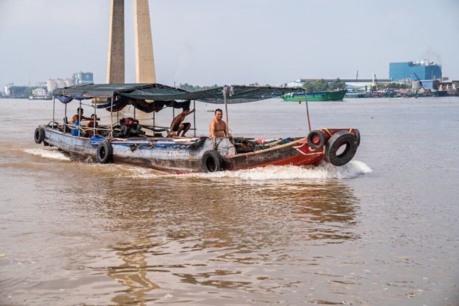 From Ho Chi Minh: Classic Mekong - My Tho, Ben Tre Full Trip - Vinh Trang Pagoda: more than a photo stop