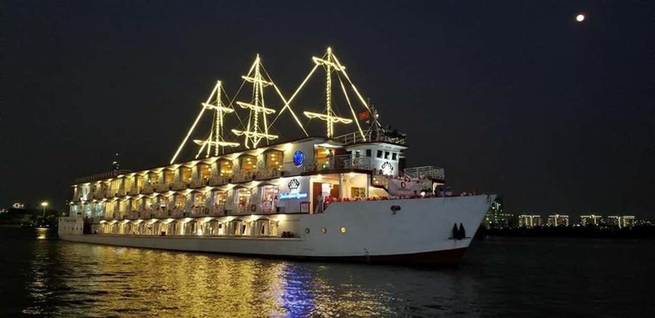 From Ho Chi Minh: Private Table Dinner on cruise Saigon - The included dinner: Vietnamese classics, plus safer bets