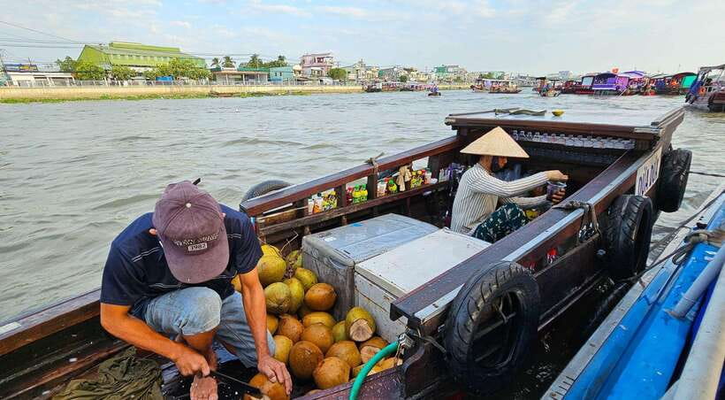 From HoChiMinh: 2 Day Mekong Delta Tour exit Phu Quoc Island - Can Tho Overnight: Why This Stop Helps (and What Can Go Wrong)