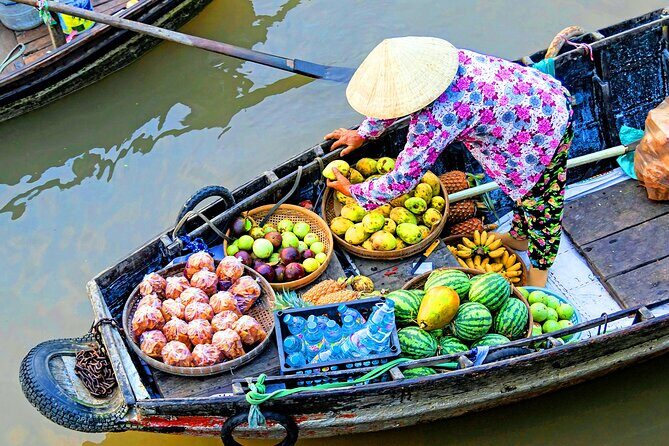 Full Day Can Tho Private Tour Cai Rang Float Market and Con Son - The drive to Can Tho: long enough to matter