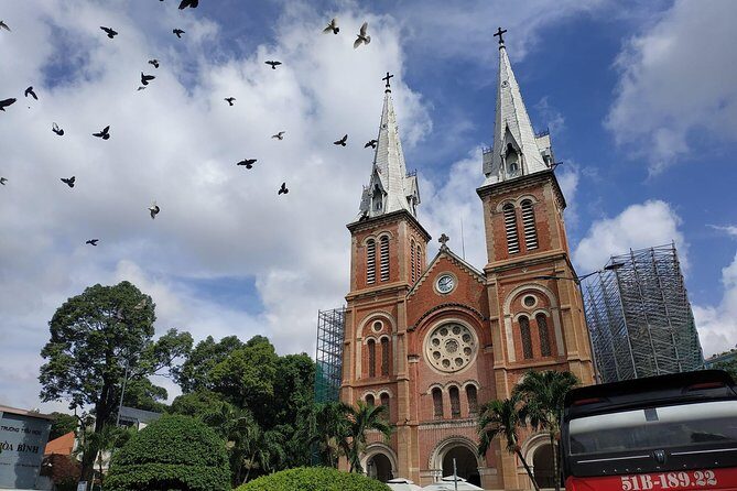 Full-Day Cu Chi Tunnels with Ho Chi Minh City Tour - Cho Lon Market in District 5: shopping with a local rhythm