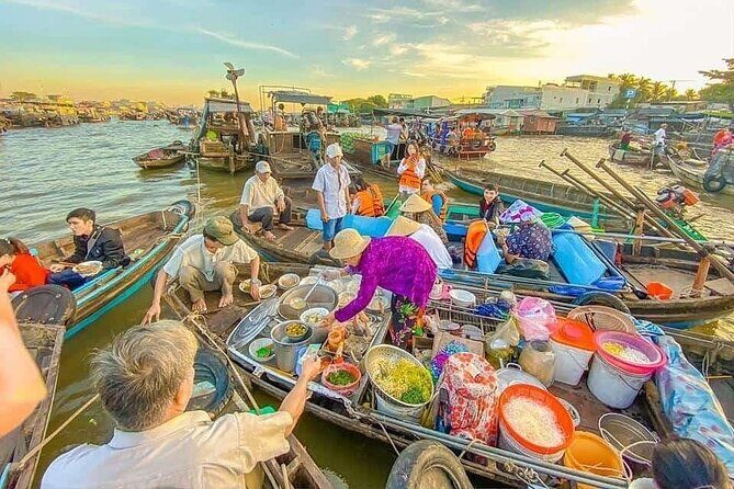 Full-Day in Mekong Delta Floating Market and Local Private Tour - Getting from Ho Chi Minh City to Can Tho: value vs. travel time