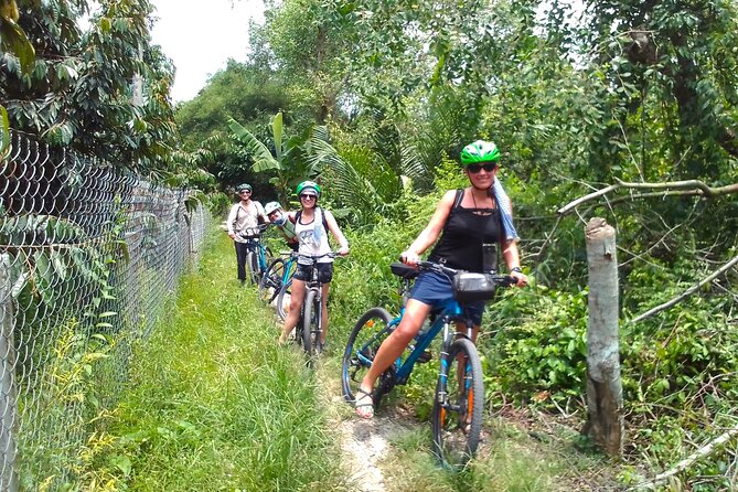 Full Day Off The Beaten Track the Mekong Delta. - Lunch, Coffee, and Local Breaks Without the Shopping Detour