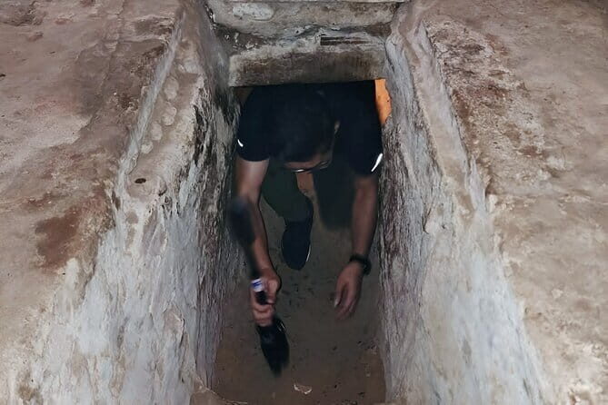 Half Day Ben Duoc Tunnels Tour Ho Chi Minh City - Pickup, timing, and the District 1 traffic reality