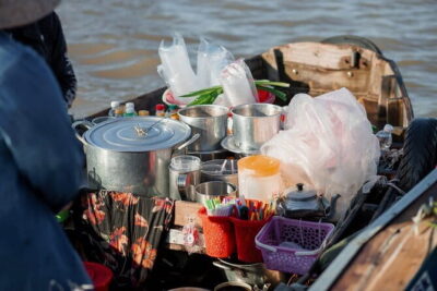 Hau River Floating Market and Con Son Islet Adventure - Cai Rang floating market: Trading you can watch, not just view