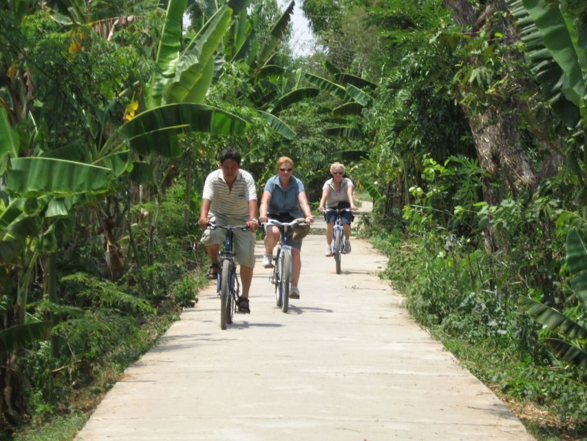 HCM: Mekong Delta, My Tho & Ben Tre Coconut Village - From District 1 pickup to Vinh Trang Pagoda photo stops